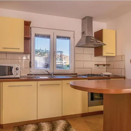 Apartamento Between The Vineyard Ankaran