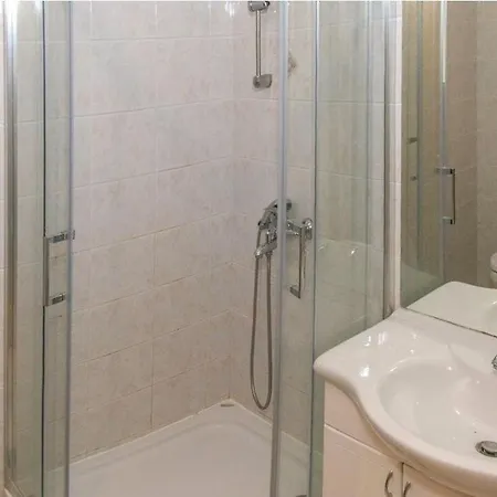 Apartamento Between The Vineyard Ankaran