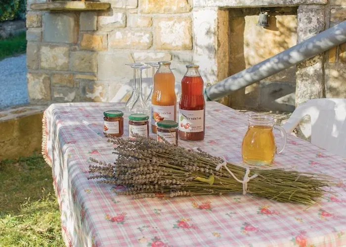 Between The Vineyard